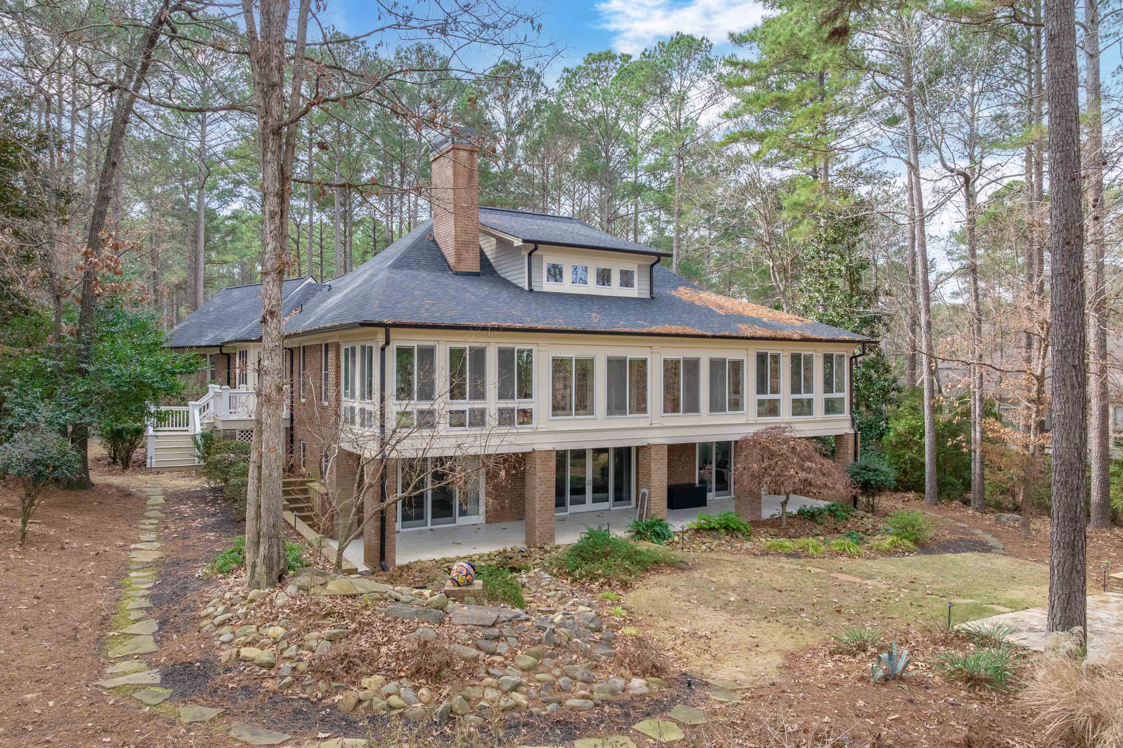 2701 Parrott's Pointe Road image 2